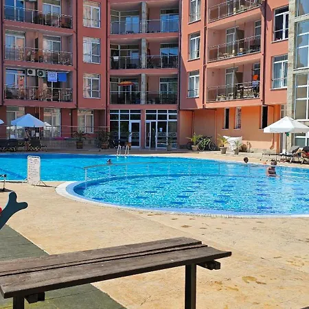 Apartament 67 - Rainbow Complex *